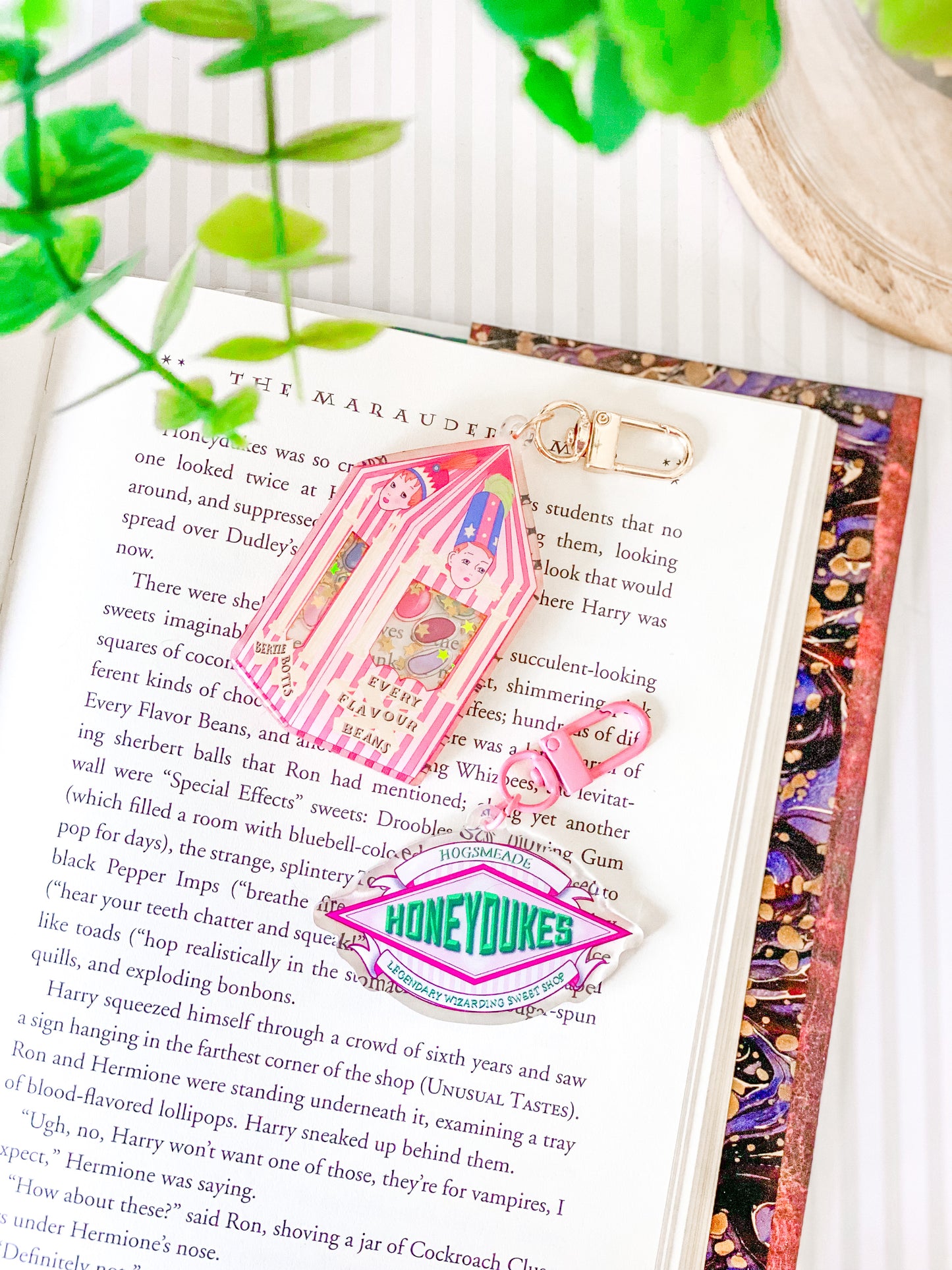 Wizardry Sweet Shop Sign Keychain